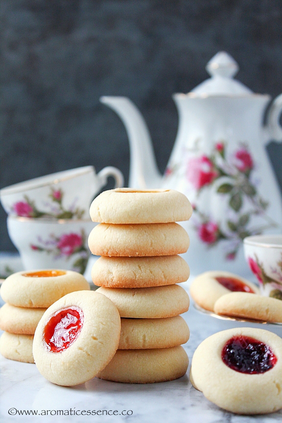 Eggless Thumbprint Cookies | Shortbread Thumbprint Cookies | Rosenmunnar